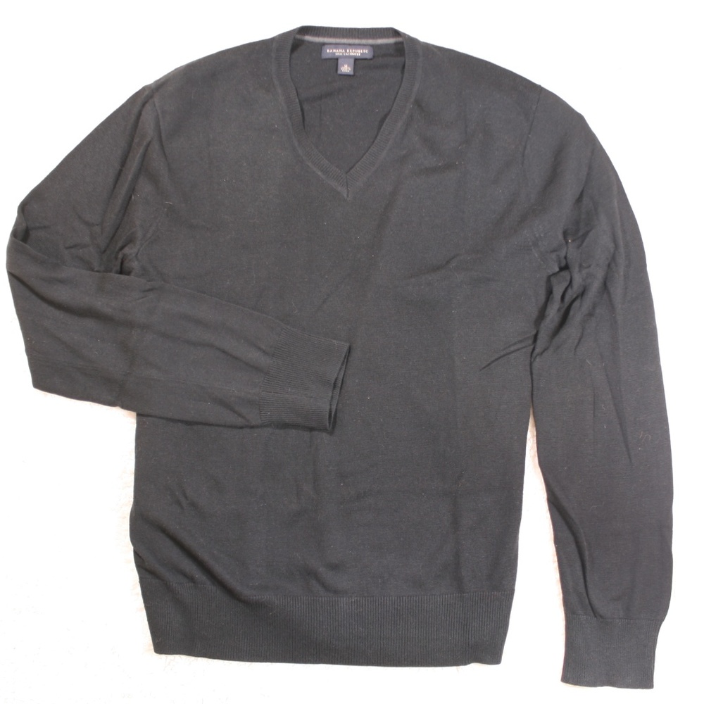 Banana Republiv Black V-neck sweater